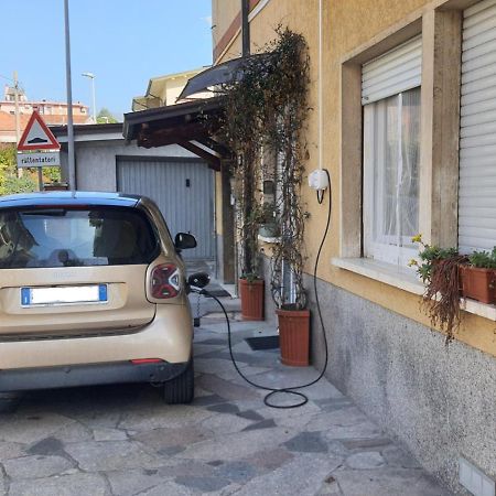 Le Camere Di Sabrina Con Bagno In Camera Sarzana Buitenkant foto