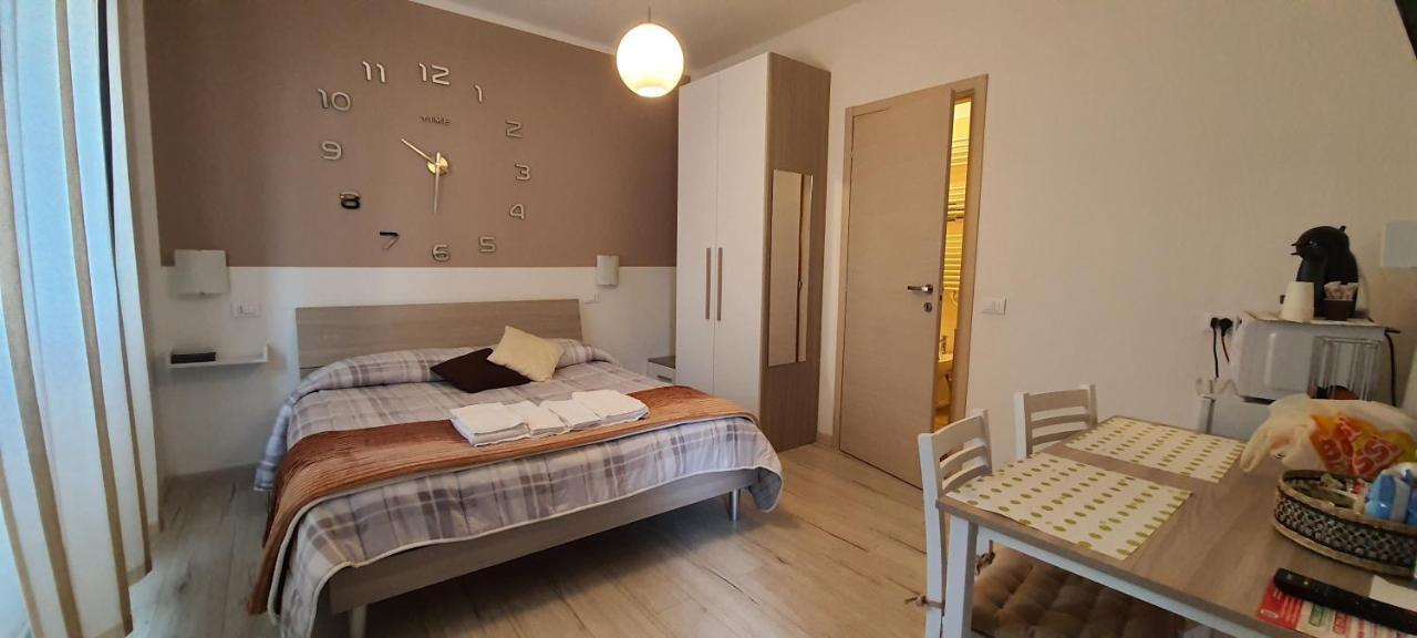 Le Camere Di Sabrina Con Bagno In Camera Sarzana Buitenkant foto