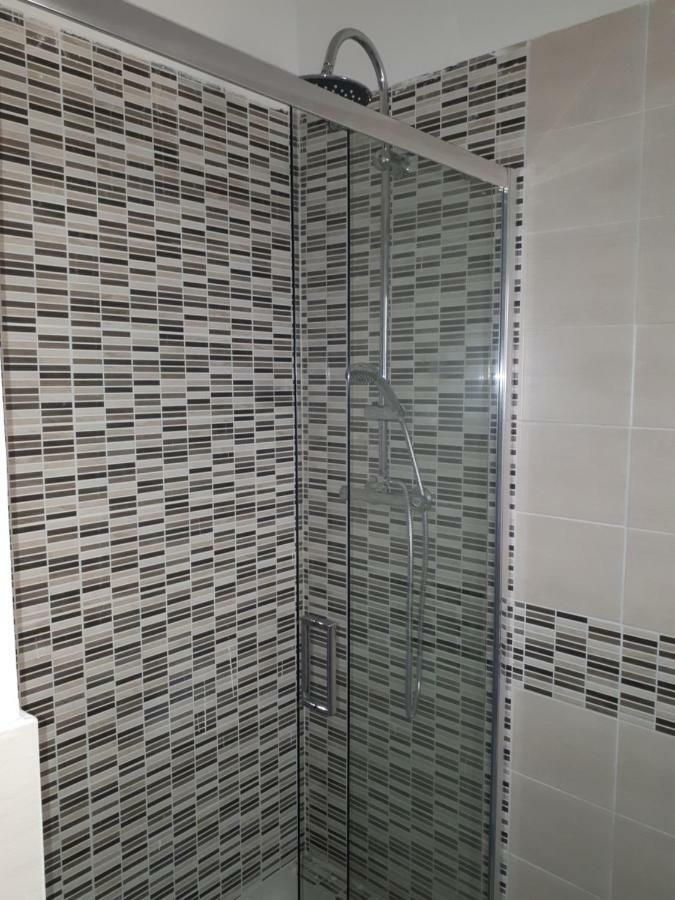 Le Camere Di Sabrina Con Bagno In Camera Sarzana Buitenkant foto